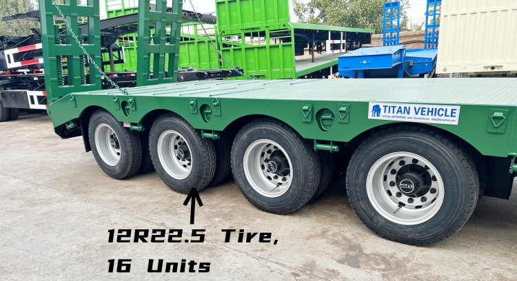 Semirremolque de plataforma baja de 4 ejes y 80 toneladas con escalera a la venta en Chile