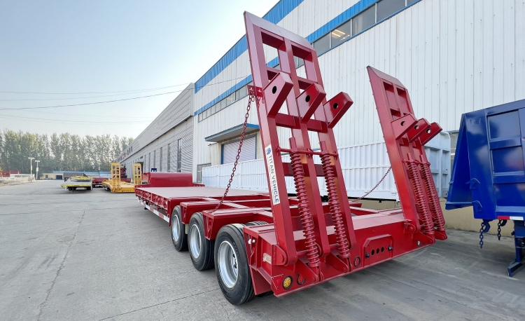 Heavy Duty Equipment 3 Line 6 Ejes 130 Ton Remolque de cama baja para la venta