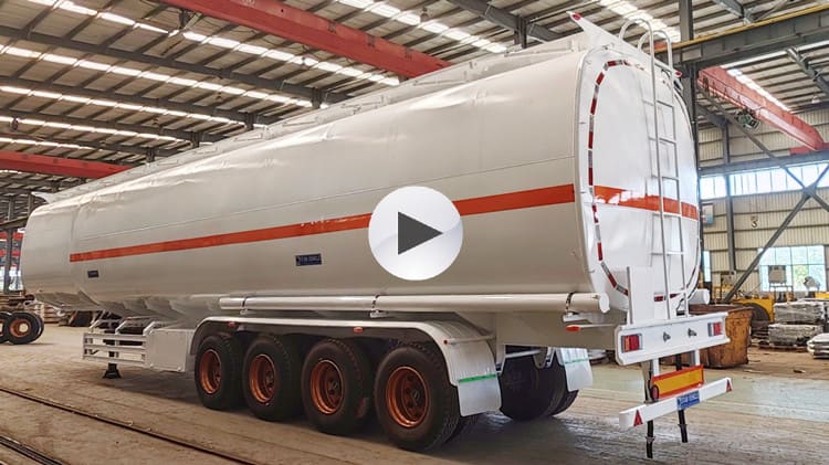 Semirremolque cisterna de combustible de 4 ejes en Pap&uacute;a Nueva Guinea
