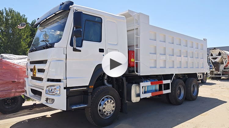 Cami&oacute;n volquete Howo de segunda mano de 371 CV en venta en Guyana