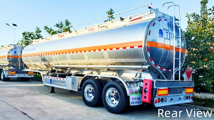 Remolque cisterna de aluminio de 2 ejes a la venta en Jamaica