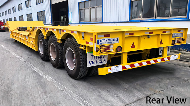 Remolque hidráulico Lowboy de 3 ejes y 80 toneladas a la venta en Guyana