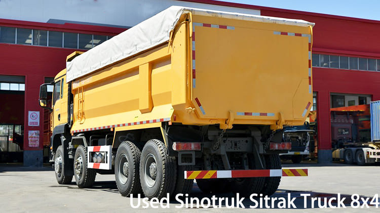Camión Sinotruk Sitrak G7W 400 HP usado en venta en Papua Nueva Guinea
