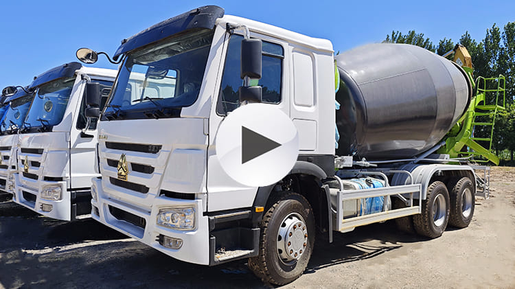 Cami&oacute;n mezclador Sinotruk Euro 2 usado de 380 HP en venta en Guyana