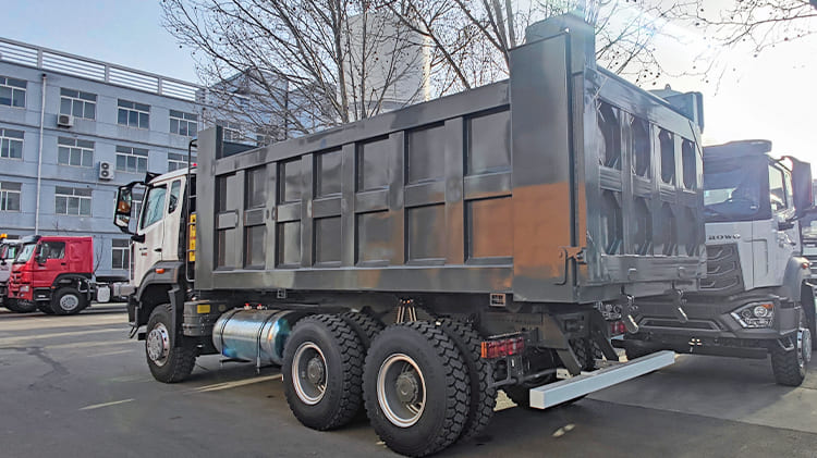 Camión volquete Sinotruk Howo nuevo en venta en Costa Rica