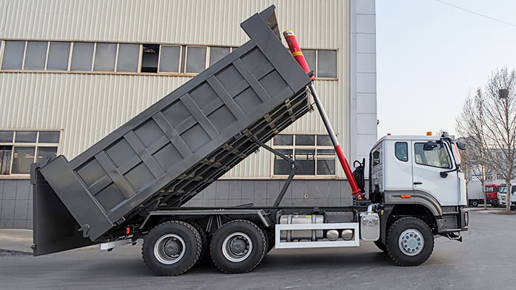 Camión volquete Sinotruk Howo nuevo en venta en Costa Rica