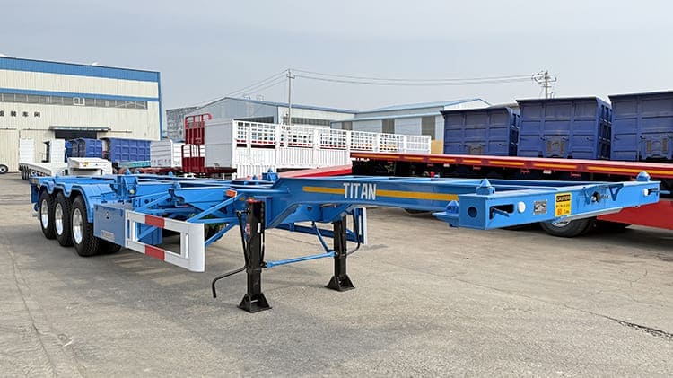 Precio de semirremolque portacontenedores esqueleto en venta en Uruguay