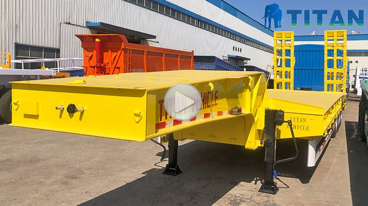 Semirremolque de plataforma baja en venta en Uruguay