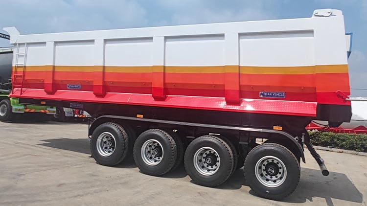 Semirremolque de 4 ejes con volquete en venta en Bolivia