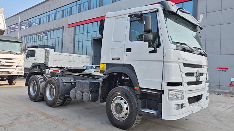 Camión tractor Sinotruk Howo 6x4 en venta en Paraguay