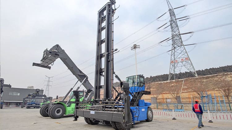Precio de la carretilla elevadora portacontenedores XCMG en venta en Uruguay