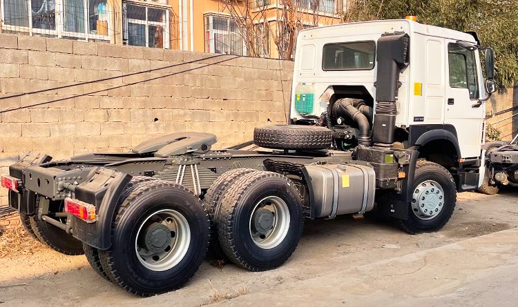 Cami&oacute;n Tractor Howo en Venta en Venezuela