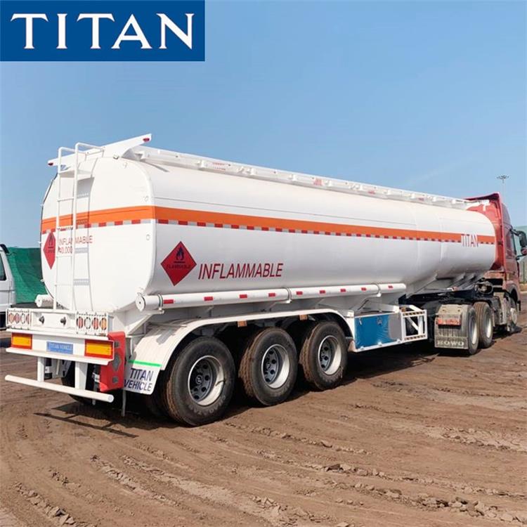 Remolque cisterna diesel de tres ejes
