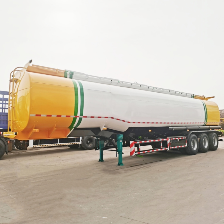 Remolque cisterna de combustible de 40000 litros