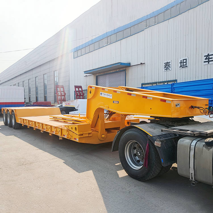 Remolque Lowboy de 3 ejes y 80 toneladas