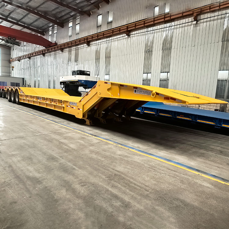 Remolque hidráulico Lowboy de 3 ejes y 80 toneladas