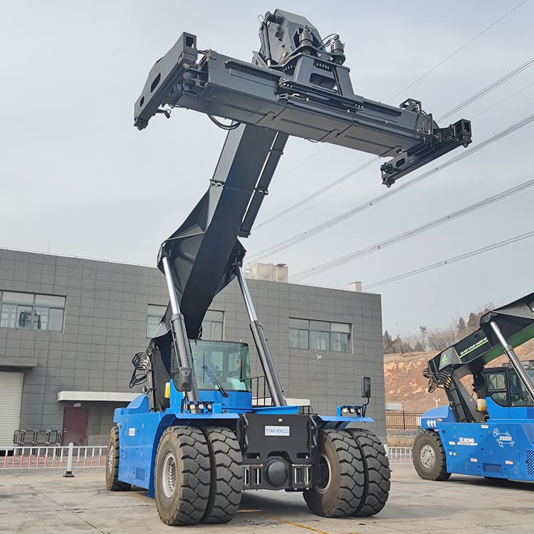 Reach Stacker de 45 toneladas